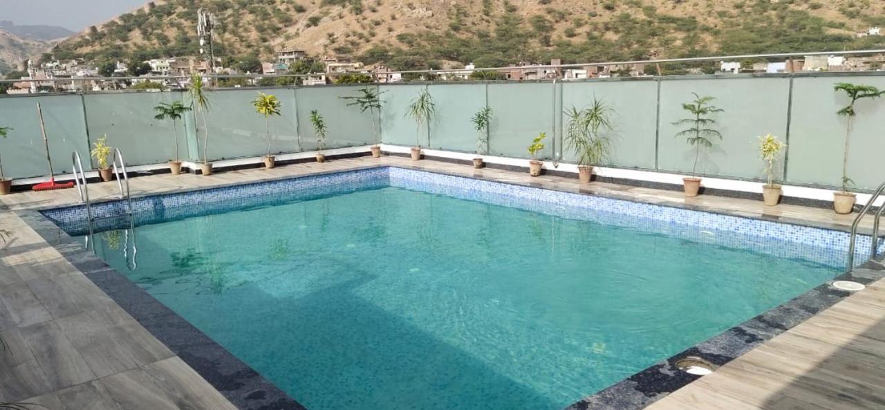 Hotel Royal Amer Jaipur Exteriör bild